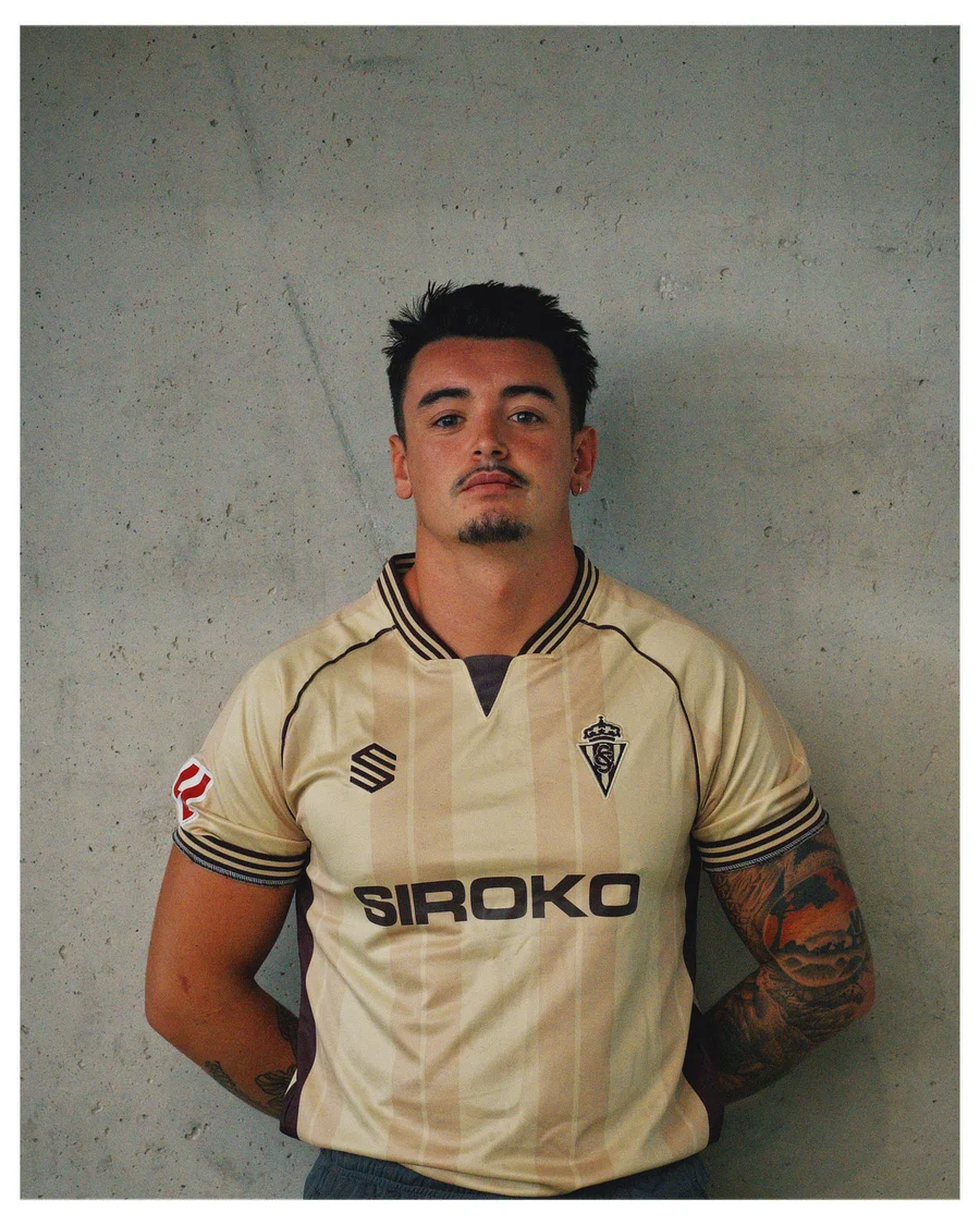 Portrait of a man in a Sporting Gijón shirt